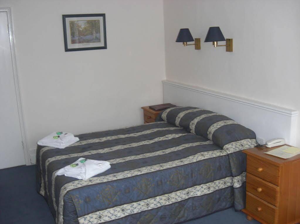 Yelf'S Hotel Ryde  Dış mekan fotoğraf